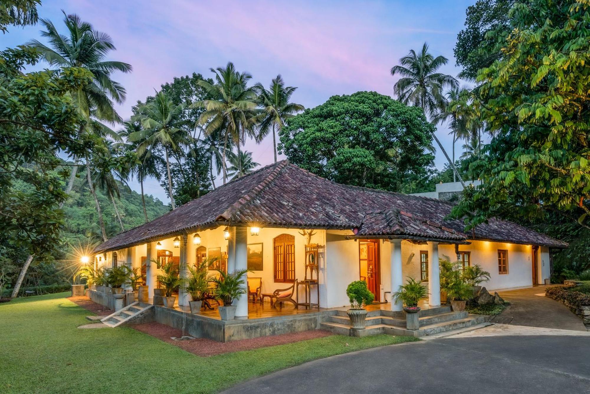 Athulya Villas, Kandy Kadugannawa Exterior photo