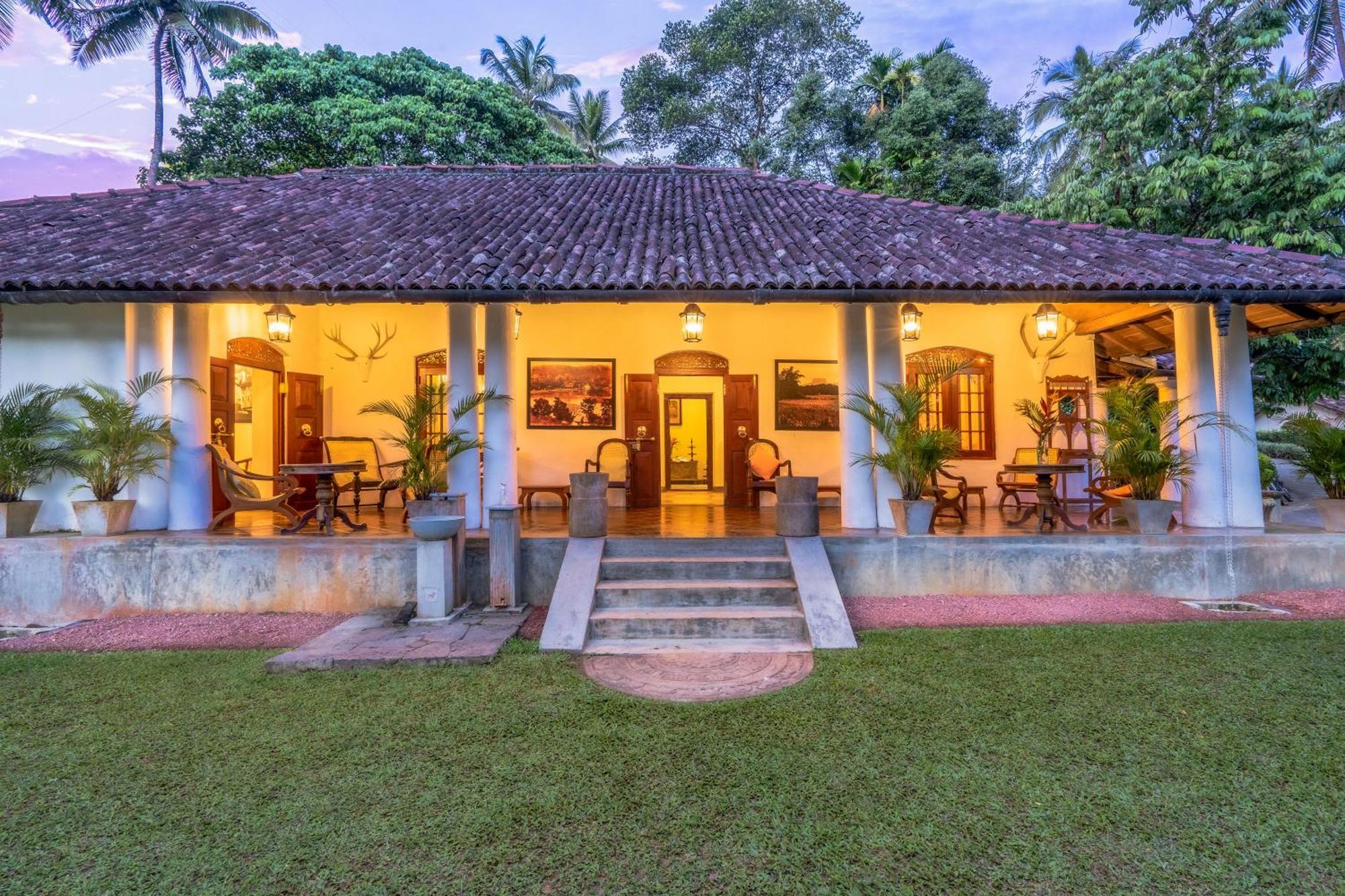 Athulya Villas, Kandy Kadugannawa Exterior photo